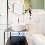 Modern Hotel *